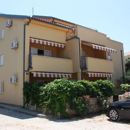Apartments Jtv Simuni Kolan Zewnętrze zdjęcie