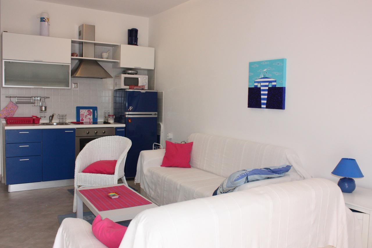 Apartments Jtv Simuni Kolan Zewnętrze zdjęcie