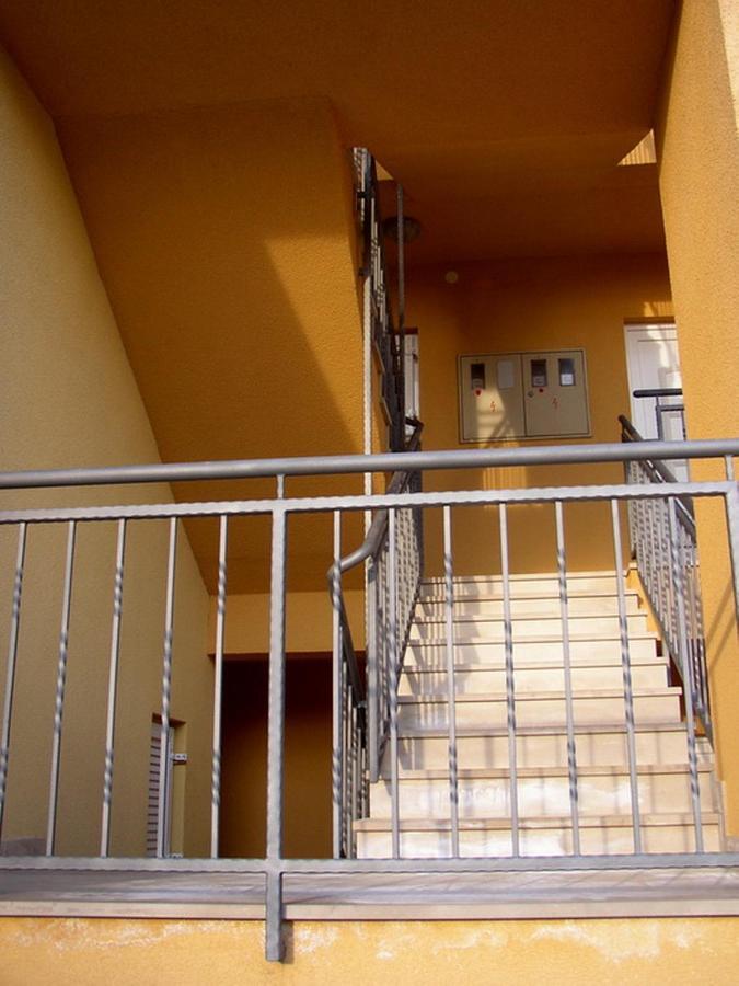 Apartments Jtv Simuni Kolan Zewnętrze zdjęcie